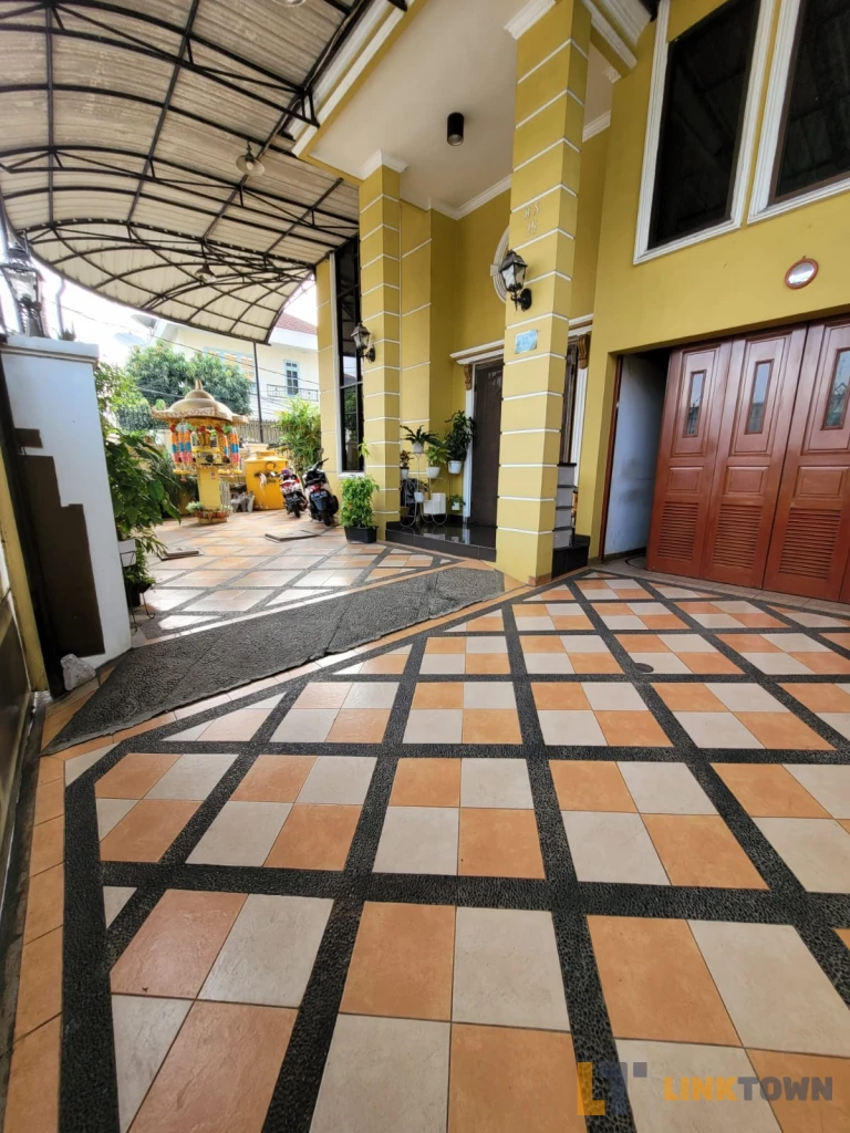 Linktown Greenville Jakarta Barat